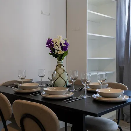 11th Floor Center - 57m2, Two Bedrooms - By Rentujemy 바르샤바